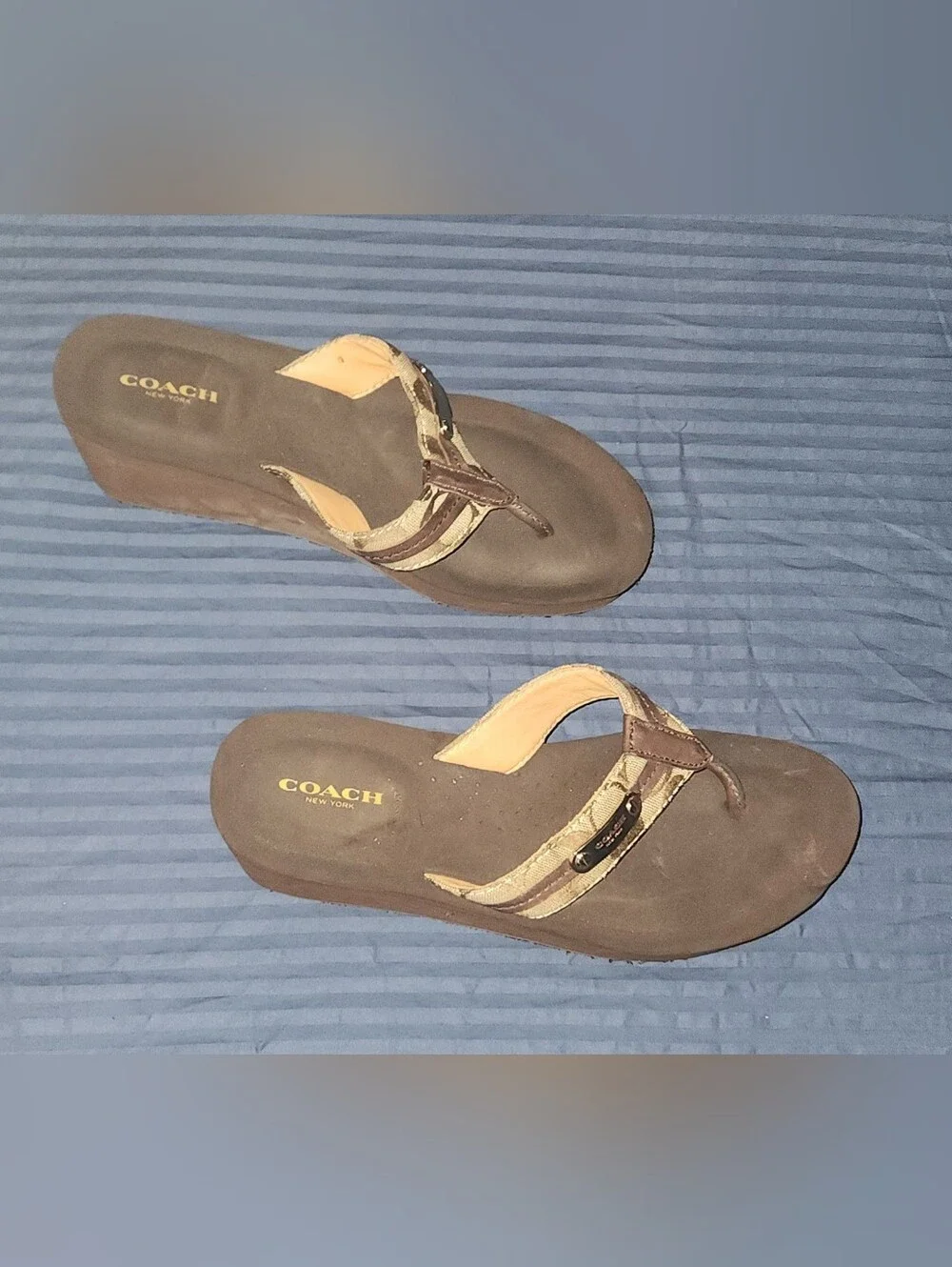 COACH Brown Signature Canvas Thong Sandals Size 8.5